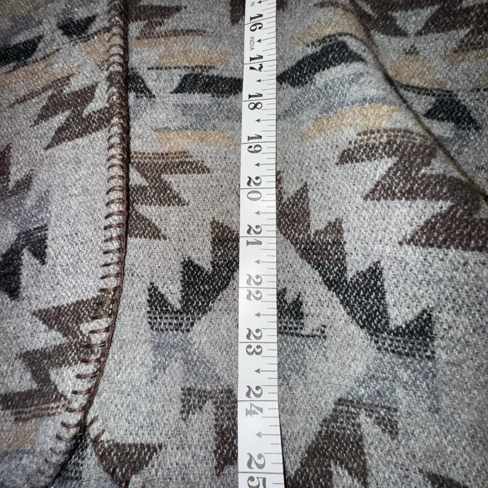L&B‎ Western Aztec Jacket Womens medium